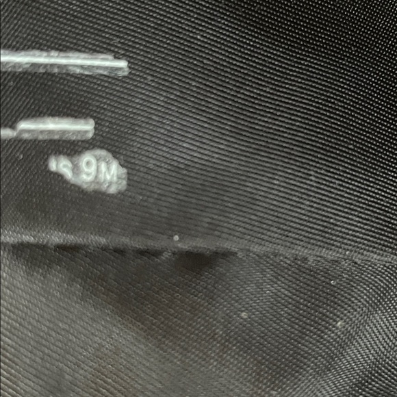 LIKE NEW Hunter Skylar Wateroroof Boots! - Picture 6 of 6